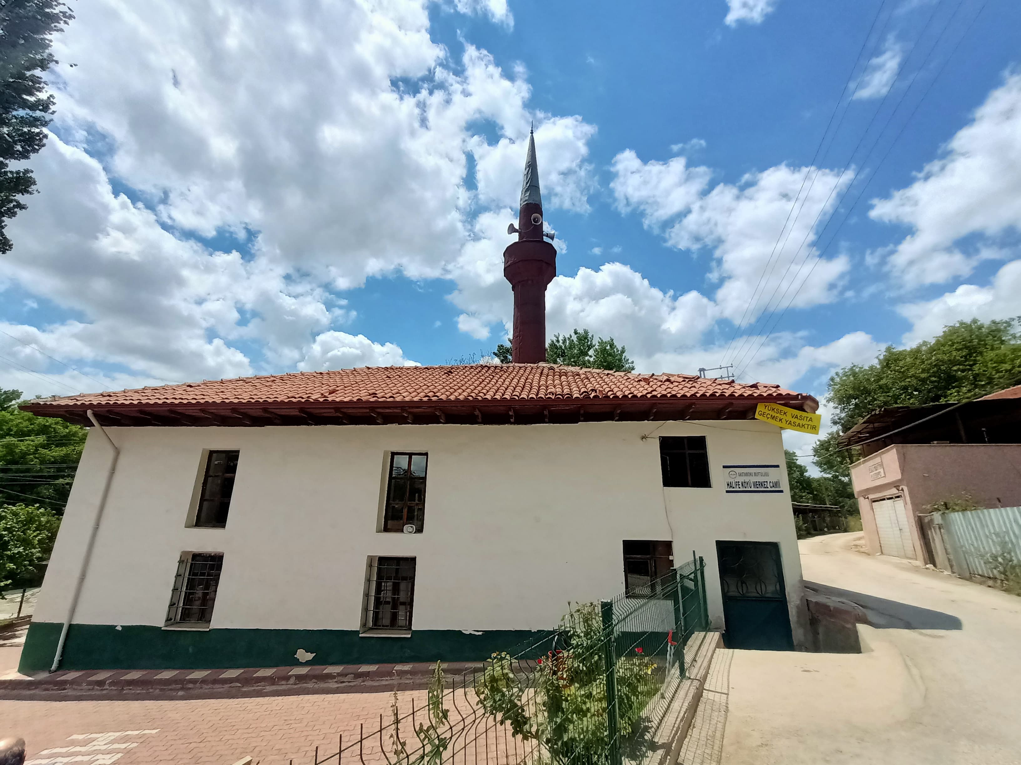 Halife Köyü Divan Camii